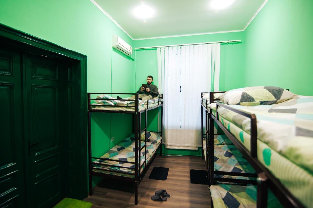 Hostel “Lime” Ивано-Франкивск Екстериор снимка