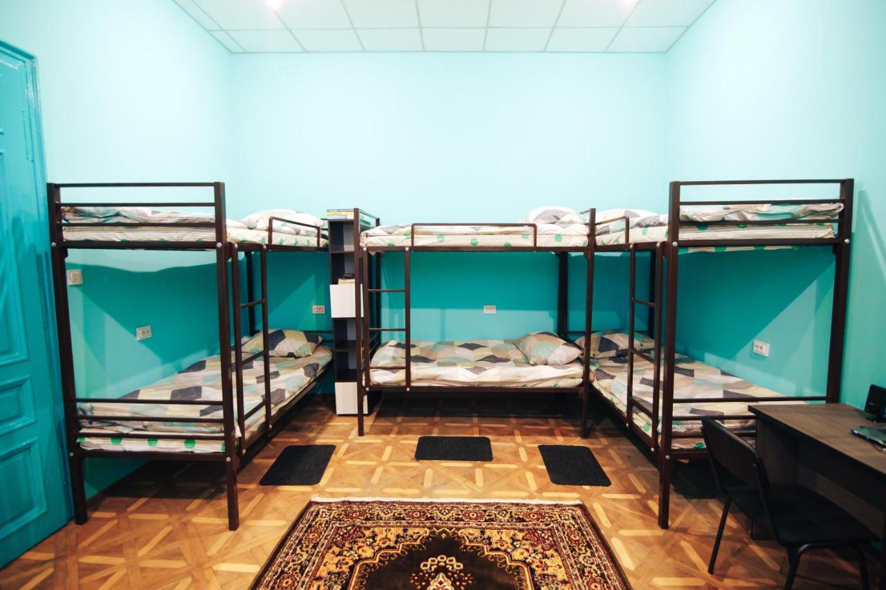 Hostel “Lime” Ивано-Франкивск Екстериор снимка
